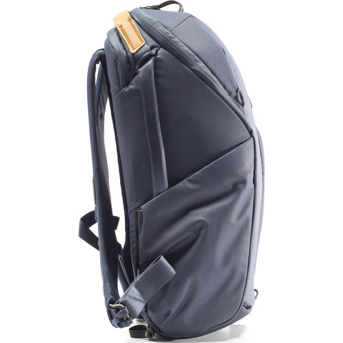 Everyday Backpack Zip 20L v2 Midnight