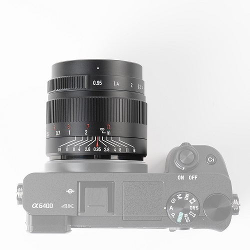 35mm F/0.95 Sony E - Black