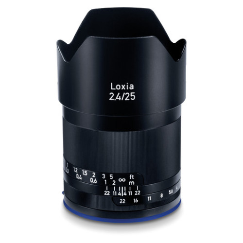 Loxia 25mm f/2.4 Sony E