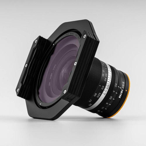 9mm f/2.8  ASPH Fujifilm X