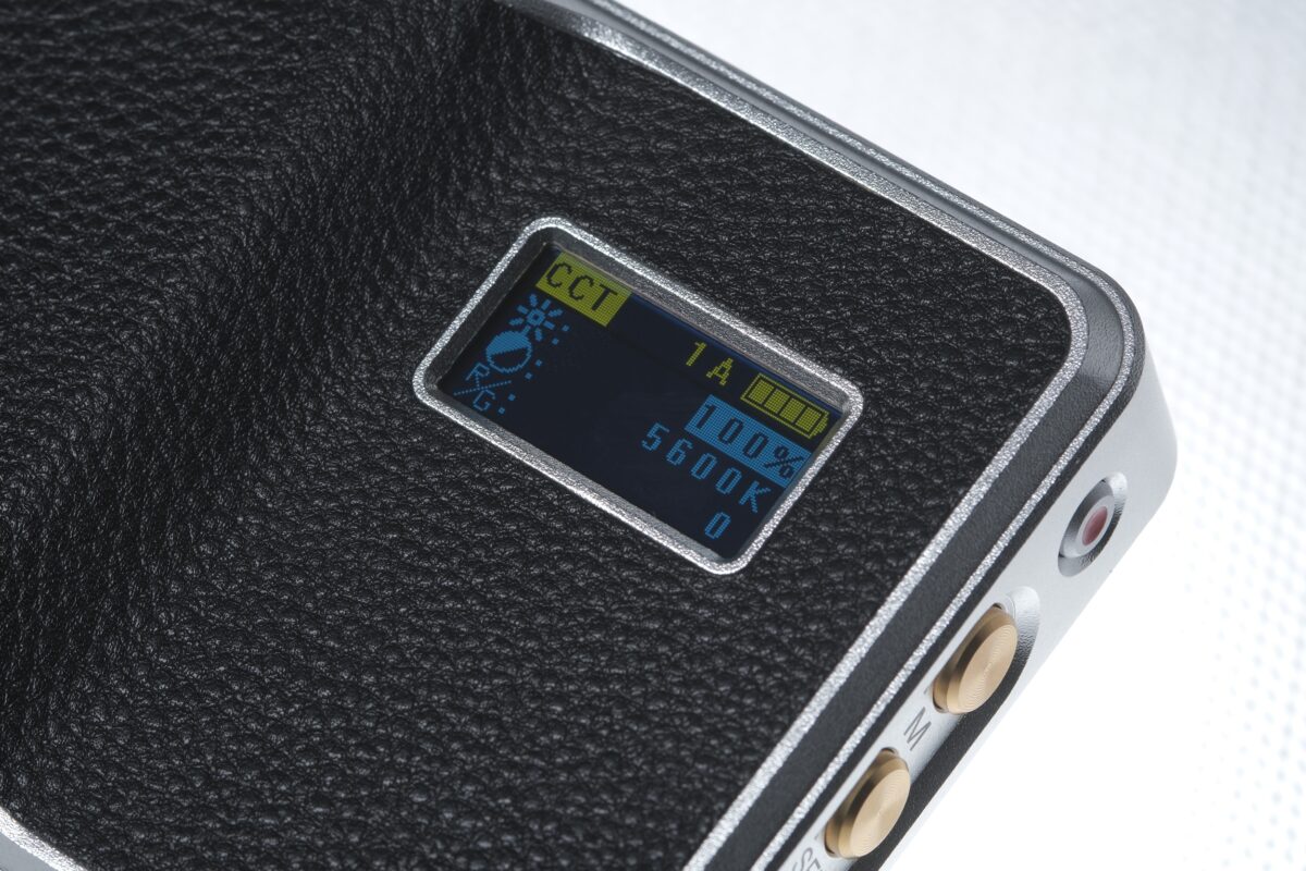 Viltrox Retro 08X LED Compacto RGB - Imagen 2