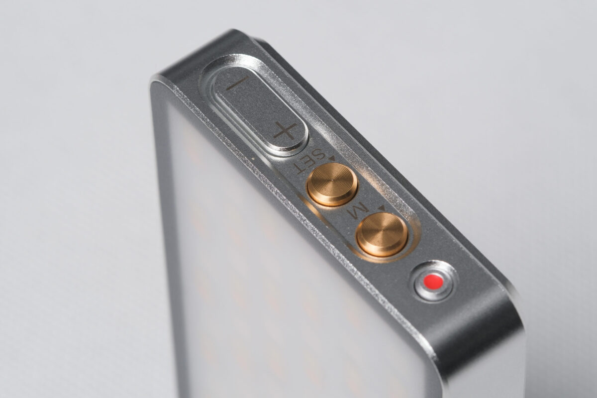 Viltrox Retro 08X LED Compacto RGB - Imagen 8