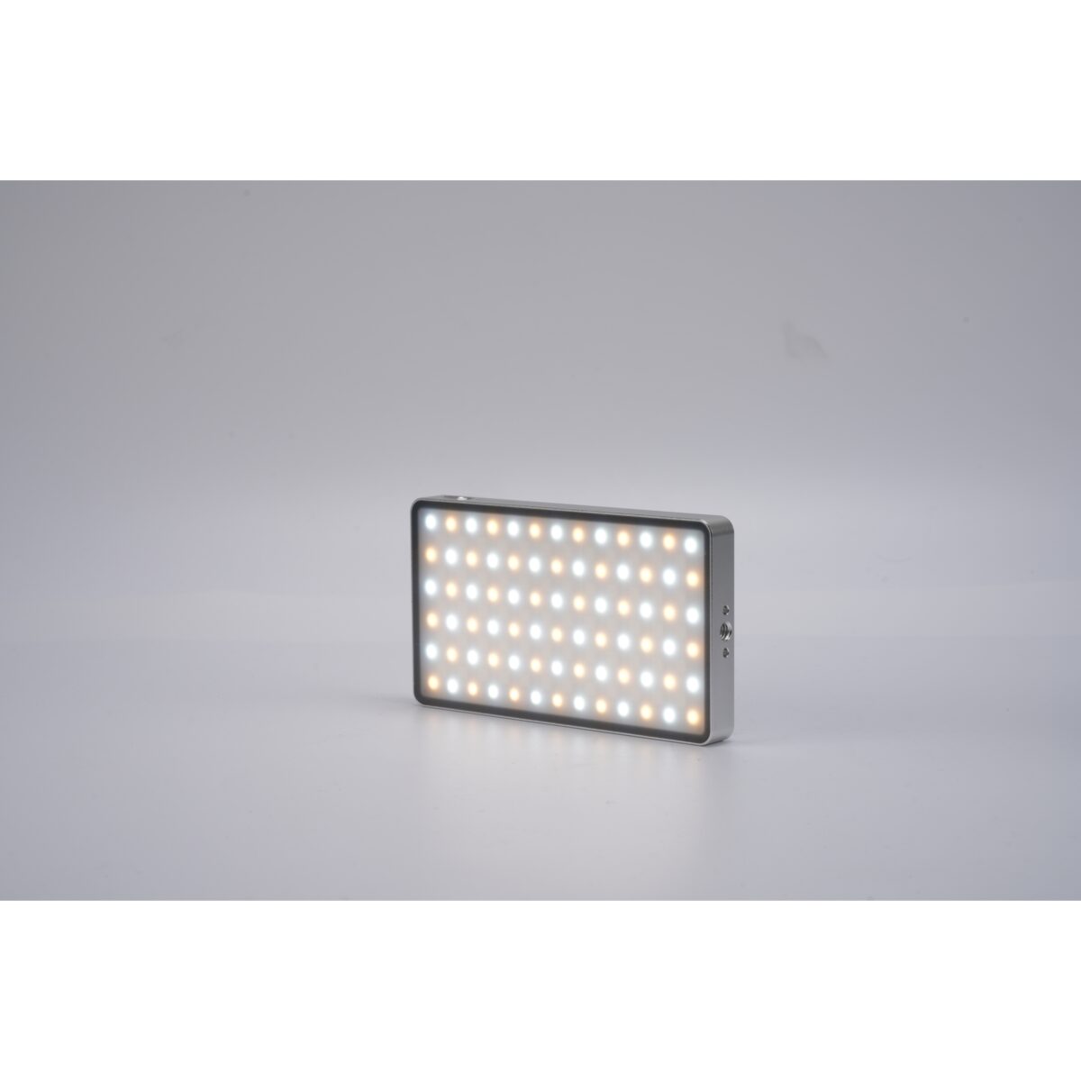Viltrox-Retro-12X-LED-Compacto-RGB-0 Viltrox Retro 12X LED Compacto RGB
