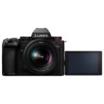 PANASONIC Lumix DC-S5 Mark II + Lumix S 20-60mm F3.5-5.6 - Imagem 5