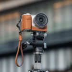 SMALLRIG 4889 Kit de estojo de couro p/ Sony ZV-E10 II - Imagem 6