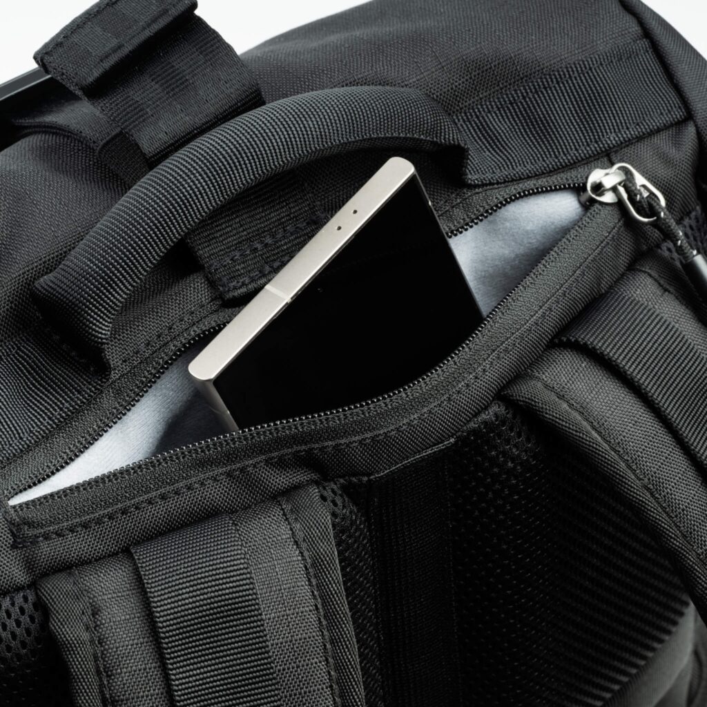 FocusPoint Rear Lined Pocket