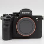 Sony A7R V Corpo (Usada)