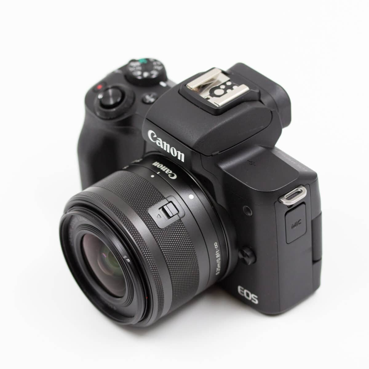 Canon M50 Mark II+15-45mm F3.5-6.3 IS STM + Accesorios adicionales (Usada) - Imagen 2