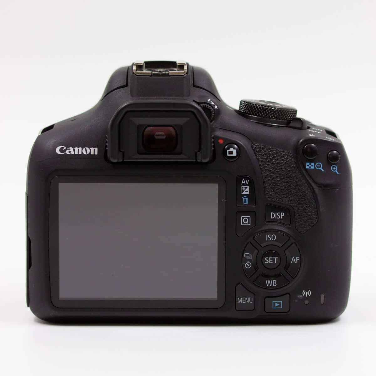 Canon EOS 2000D + EF-S 18-55mm f/3.5-5.6 IS II (Usada) - Imagen 4
