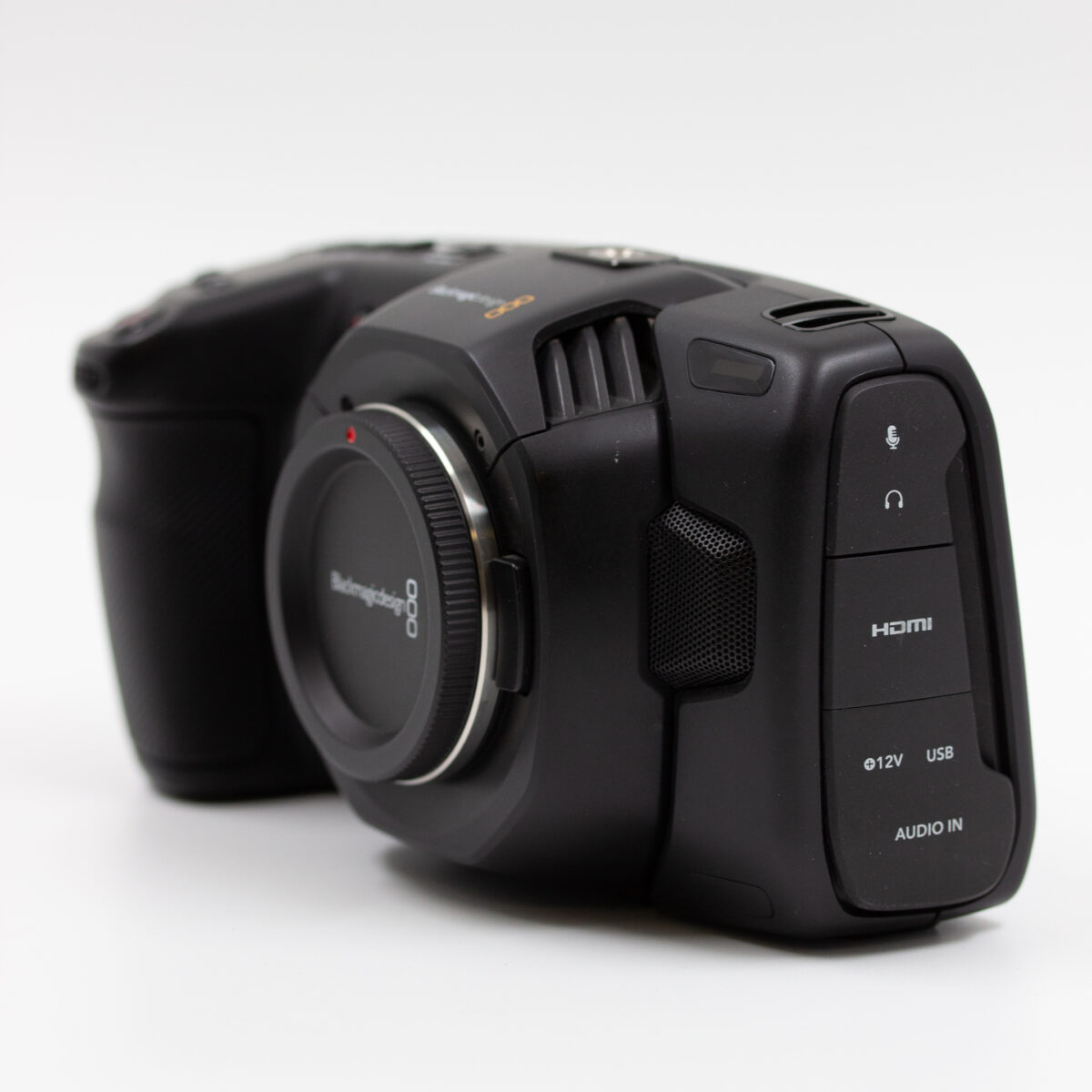 Blackmagic Pocket Cinema Camera 4K + Acessórios (Usada) - Imagem 2