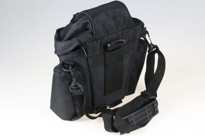 057123 tamron c 1505 bereitschaftstasche 02 680x453 2
