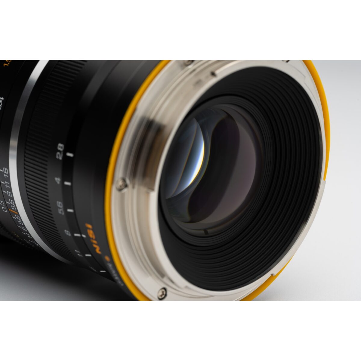 NiSi 16mm f/2.8 ASPH - Objetiva Ultra Grande Angular para Médio Formato - Imagem 8