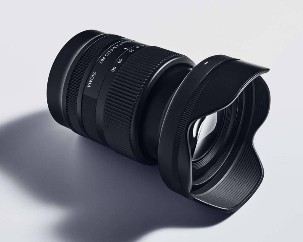  Sigma 20-60mm f2.8-4 DG Contemporary