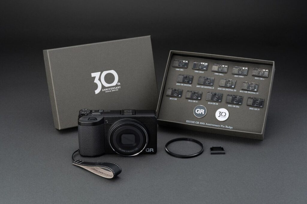 ricoh gr iv 30th anniversary edition 77047